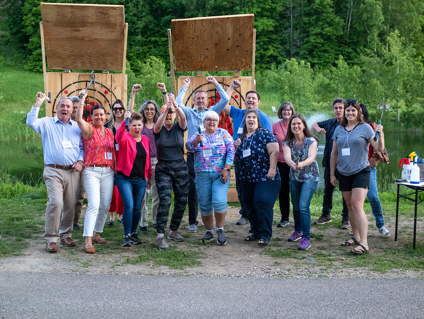 axe throwing group